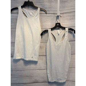 Bundle of 2 Gap Fit Motion Tank Tops Size S